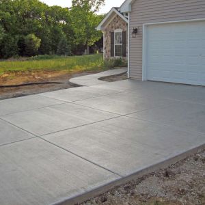 Residential Concrete Driveway & Walkway